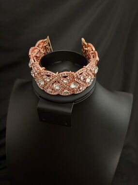 Rose Gold and Crystal Stretchy Apple Watch Band